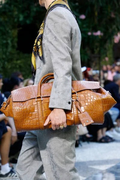 Look 56